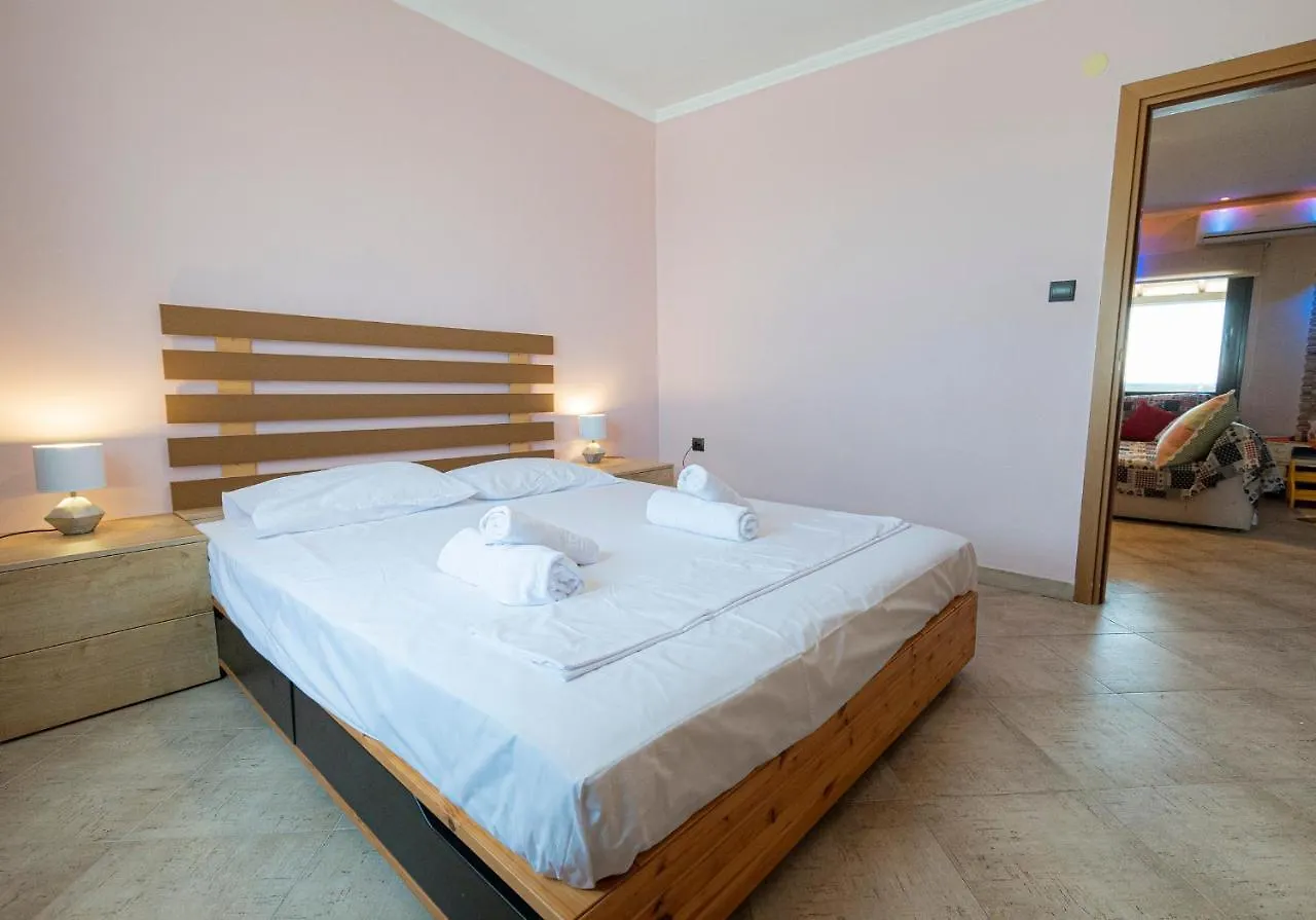 Tasos Apartment By Rentalspro - Nea Moudania Halkidiki