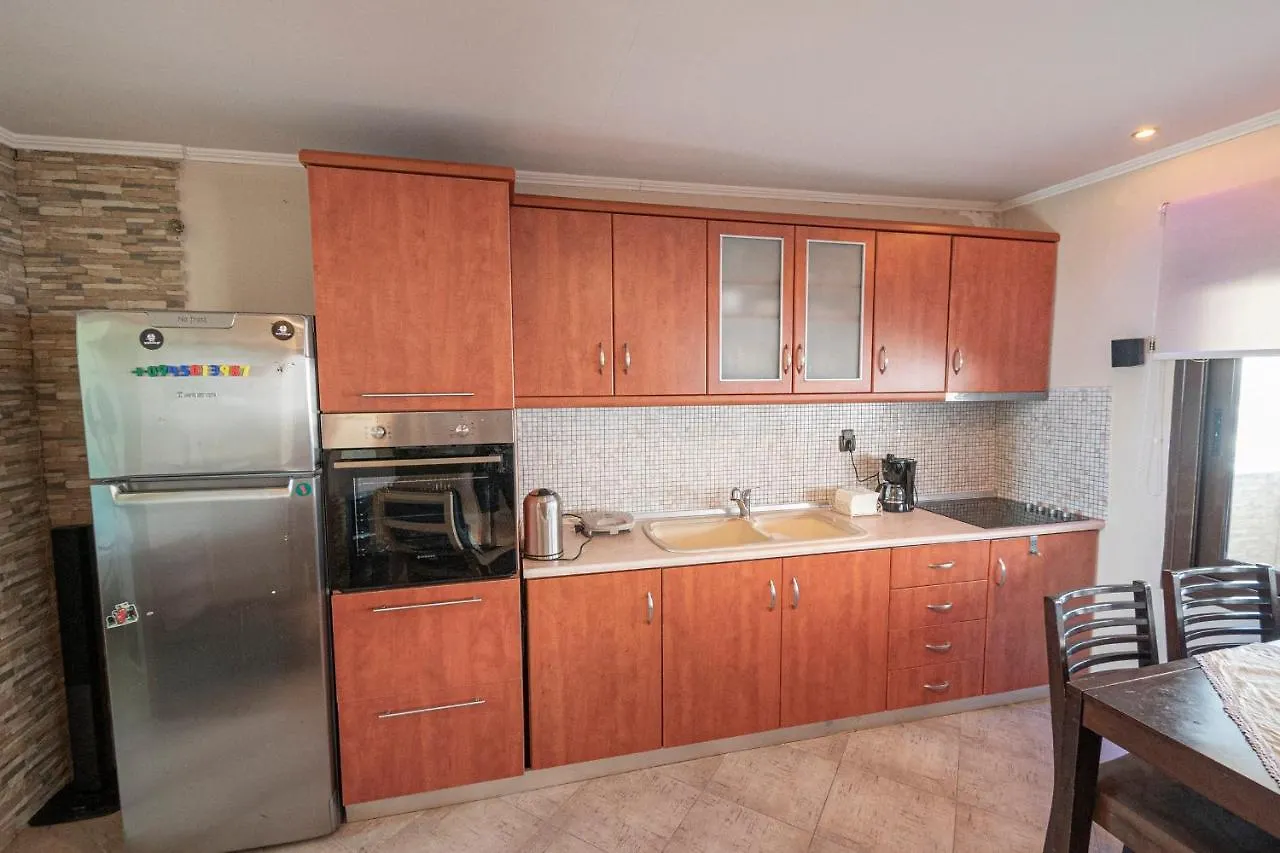 Tasos Apartment By Rentalspro - Nea Moudania Halkidiki